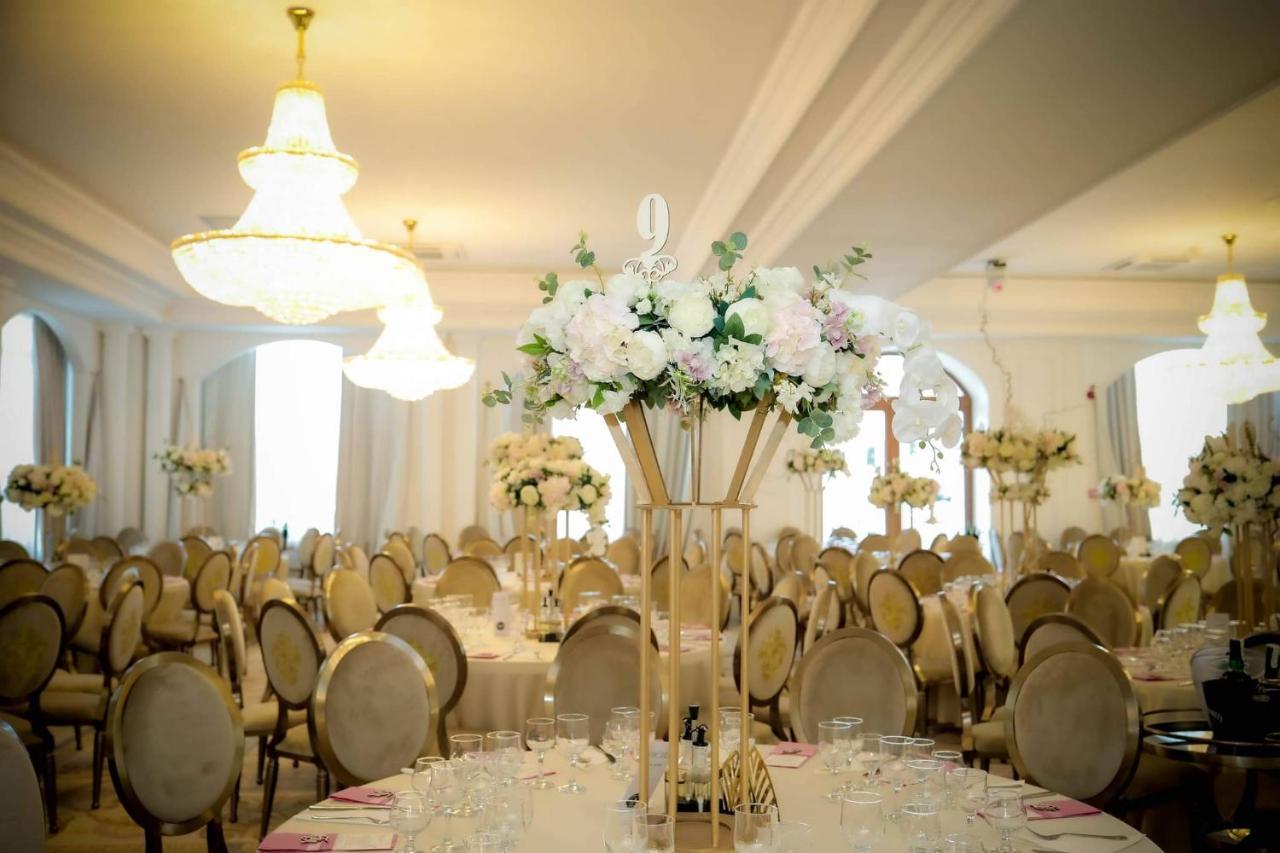 Hotel Palace Severin 드로베타 투르누 세베린 외부 사진