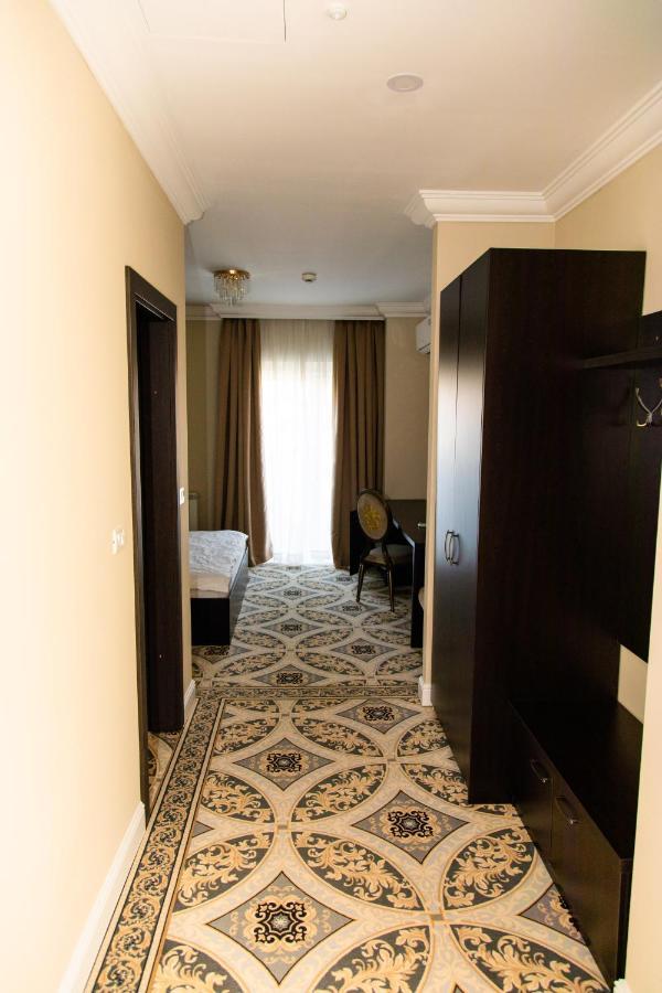 Hotel Palace Severin 드로베타 투르누 세베린 외부 사진